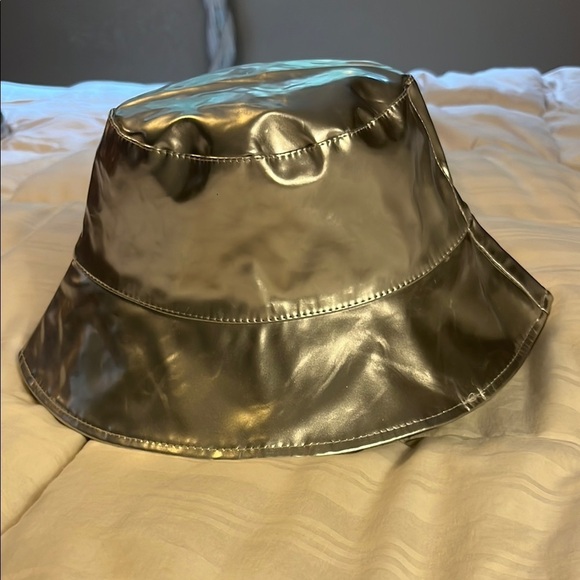Accessories - Silver Bucket Hat with Glossy Finish and Flexible Brim
